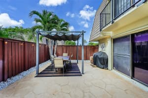 2444 SW 15th St, Deerfield Beach, FL 33442 Sold 02/04/25