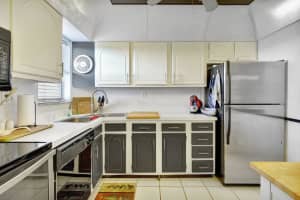 8900 Washington Blvd 304, Pembroke Pines, FL 33025 Sold 02/28/25