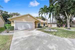 6613 NW 42nd Ave, Coconut Creek, FL 33073 Sold 02/26/25