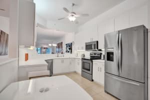 7682 Granville Dr 406-E, Fort Lauderdale, FL 33321 Sold 05/02/25