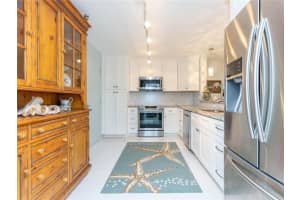 1147 HILLSBORO MILE 209, Hillsboro Beach, FL 33062 - MLS#F10477397