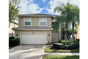 1886 Sw Grey Falcon Cir, Vero Beach