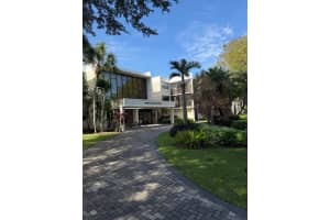 16500 Golf Club Rd 104, Weston, FL 33326 Sold 04/11/25