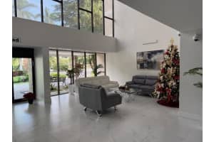 16500 Golf Club Rd 104, Weston, FL 33326 Sold 04/11/25