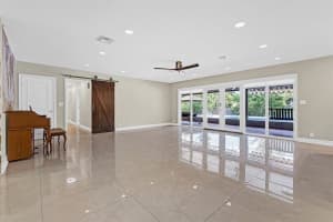 10820 SW 40th St, Davie, FL 33328 Sold 01/14/25