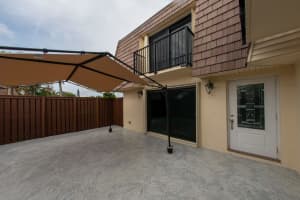 2540 SW 15th St 2540, Deerfield Beach, FL 33442 Sold 04/03/25