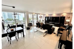 2800 E Sunrise Blvd 8B, Fort Lauderdale, FL 33304 Sold 09/11/25
