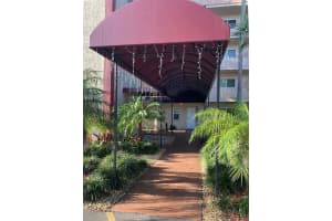 2216 N Cypress Bend Dr 304, Pompano Beach, FL 33069 Sold 08/06/25