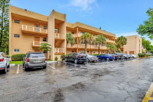 8400 Lagos De Campo Blvd 308, Tamarac, FL 33321 Sold 05/22/25