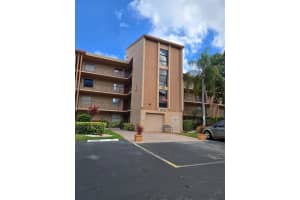 370 NW 76th Ave 204, Margate, FL 33063 Sold 02/20/25