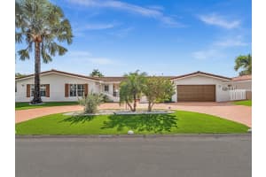 2930 NE 55th Pl, Fort Lauderdale, FL 33308 Sold 03/25/25