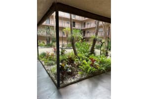 2850 Somerset Dr 107L, Lauderdale Lakes, FL 33311 Sold 07/01/25