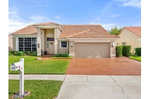 1021 NW 193rd Ave, Pembroke Pines, FL 33029 Sold 03/03/25