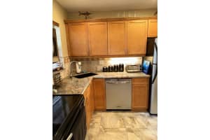 7500 NW 30th Pl 104, Sunrise, FL 33313 Sold 03/18/25