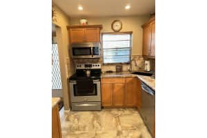 7500 NW 30th Pl 104, Sunrise, FL 33313 Sold 03/18/25