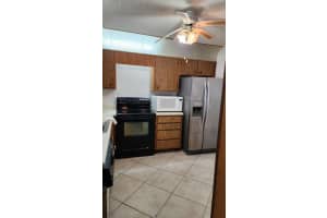 110 S Shore Dr 4E, Miami Beach, FL 33141 Sold 07/31/25