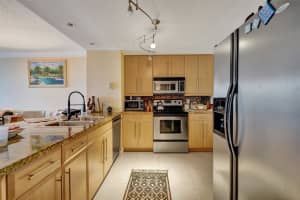 1147 Hillsboro Mile PH-03, Pompano Beach, FL 33062 Sold 03/27/25