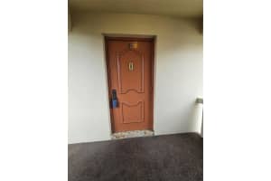 2800 Sunrise Lakes Dr 312, Sunrise, FL 33322 Sold 02/04/25