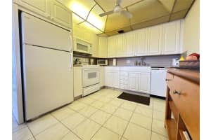 3090 Oakridge U 3090, Deerfield Beach, FL 33442 Sold 03/20/25