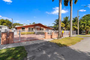 4381 Sw 5th Ter, Miami