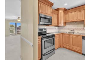 2566 S Garden Dr 310, Lake Worth, FL 33461 Sold 07/07/25