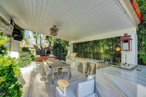 614 POINCIANA, Fort Lauderdale, FL 33301 - MLS#F10478070