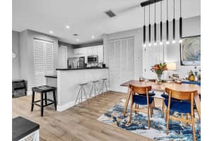 117 NW 11th St 117, Fort Lauderdale, FL 33311 Sold 04/23/25