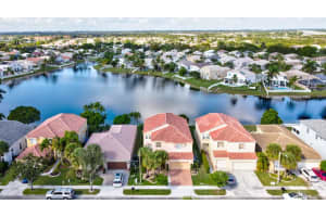 15655 NW 14th Ct, Pembroke Pines, FL 33028 Sold 02/18/25