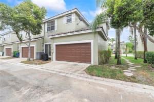 10569 NW 56th Pl, Coral Springs, FL 33076 Sold 06/16/25