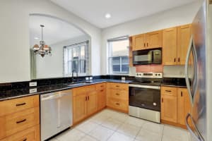 16075 Sims Rd 104, Delray Beach, FL 33484 Sold 06/16/25
