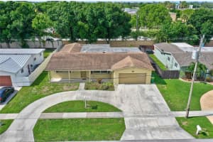 12460 SW 2 St, Plantation, FL 33325 Sold 06/26/25