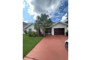640 NW 207th Ave, Pembroke Pines, FL 33029 Sold 03/14/25