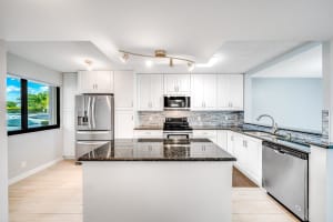 3138 Via Poinciana 107, Lake Worth, FL 33467 Sold 02/04/25