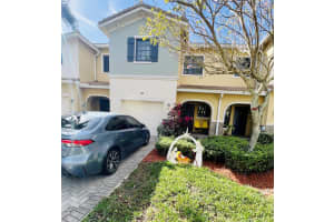 360 NE 194th Ln, Miami, FL 33179 - MLS#F10478284