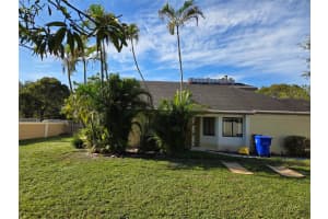 913 E Maple St, North Lauderdale, FL 33068 Sold 06/06/25