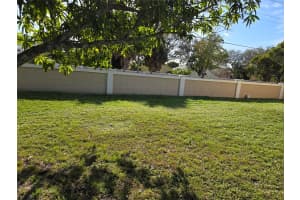 913 E Maple St, North Lauderdale, FL 33068 Sold 06/06/25