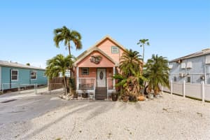 53 N Conch Ave, Marathon, FL 33050 Sold 04/25/25