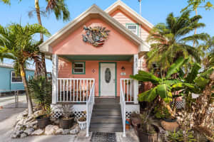 53 N Conch Ave, Marathon, FL 33050 Sold 04/25/25