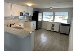 8570 SW 21st St, Davie, FL 33324 Sold 08/06/25