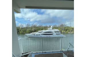333 NE 19th Ave 305, Deerfield Beach, FL 33441 Sold 03/18/25