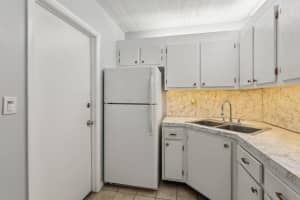 669 W Oakland Park Blvd 103-3, Oakland Park, FL 33311 Sold 04/03/25