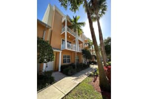 420 SW 13th Ter 364, Fort Lauderdale, FL 33312 Sold 05/01/25
