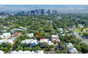 420 SW 13th Ter 364, Fort Lauderdale, FL 33312 Sold 05/01/25