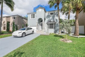 15823 NW 7th St, Pembroke Pines, FL 33028 Sold 04/24/25