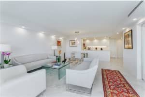 3200 NE 36th St 1005, Fort Lauderdale, FL 33308 Sold 03/28/25