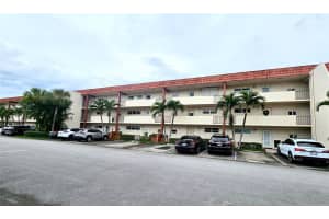 8980 S Hollybrook Blvd 104, Pembroke Pines, FL 33025 Sold 04/28/25
