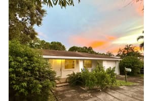 660 NE 33rd St, Oakland Park, FL 33334 Sold 07/18/25