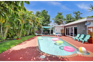 1747 N 16th Ct, Hollywood, FL 33020 Sold 03/13/25