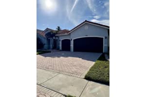 982 SW 159th Dr, Pembroke Pines, FL 33027 Sold 02/07/25
