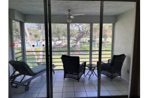 500 Oaks Ln 208, Pompano Beach, FL 33069 Sold 07/14/25